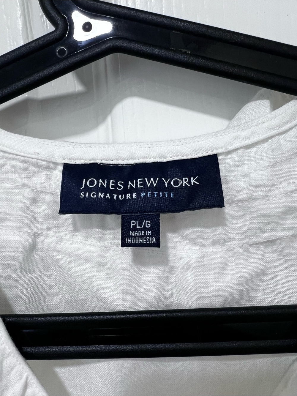 Jones New York white 100% linen ruffle sleeveless bottom front blouse PL - Picture 8 of 8